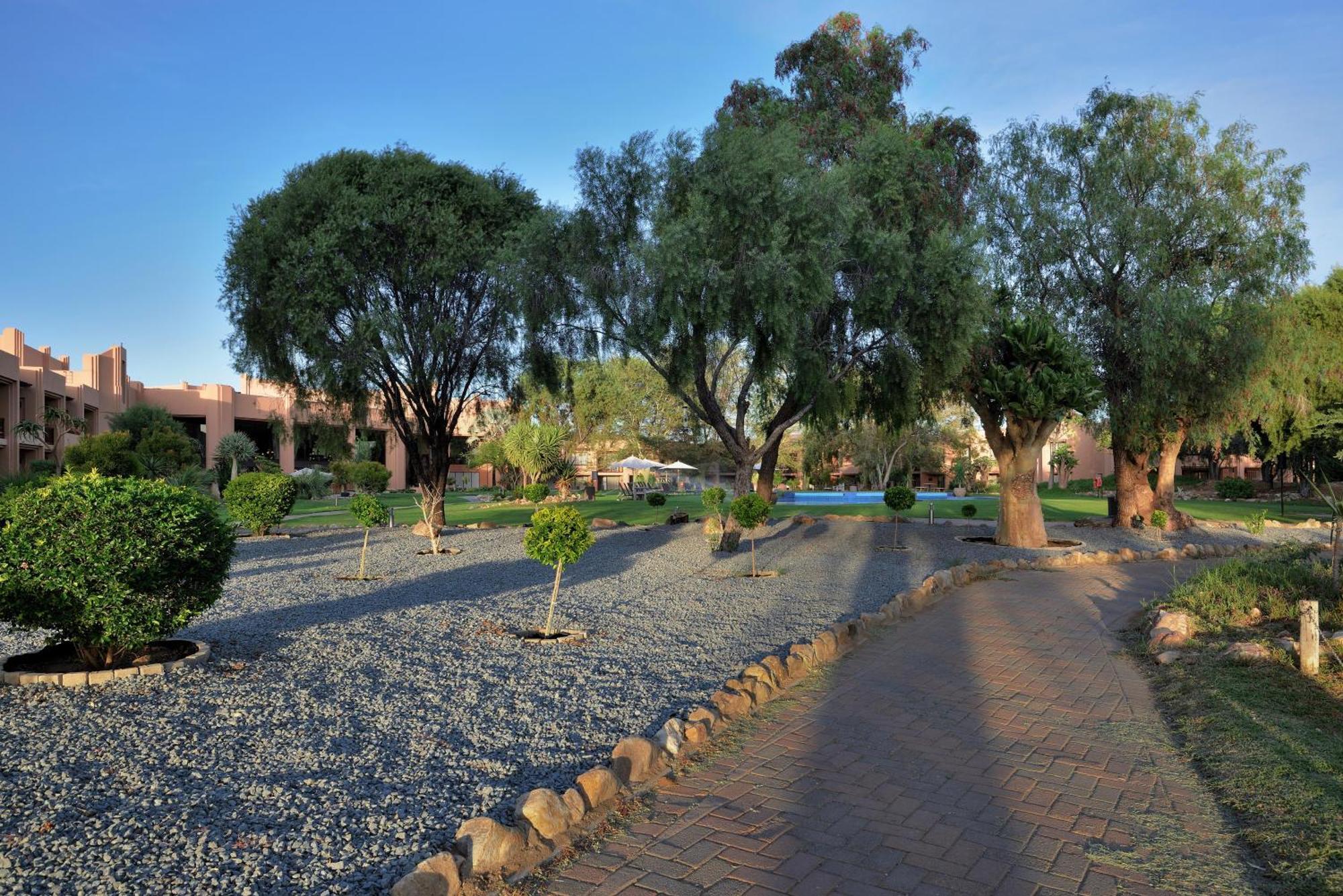 Windhoek Country Club Resort Exterior photo